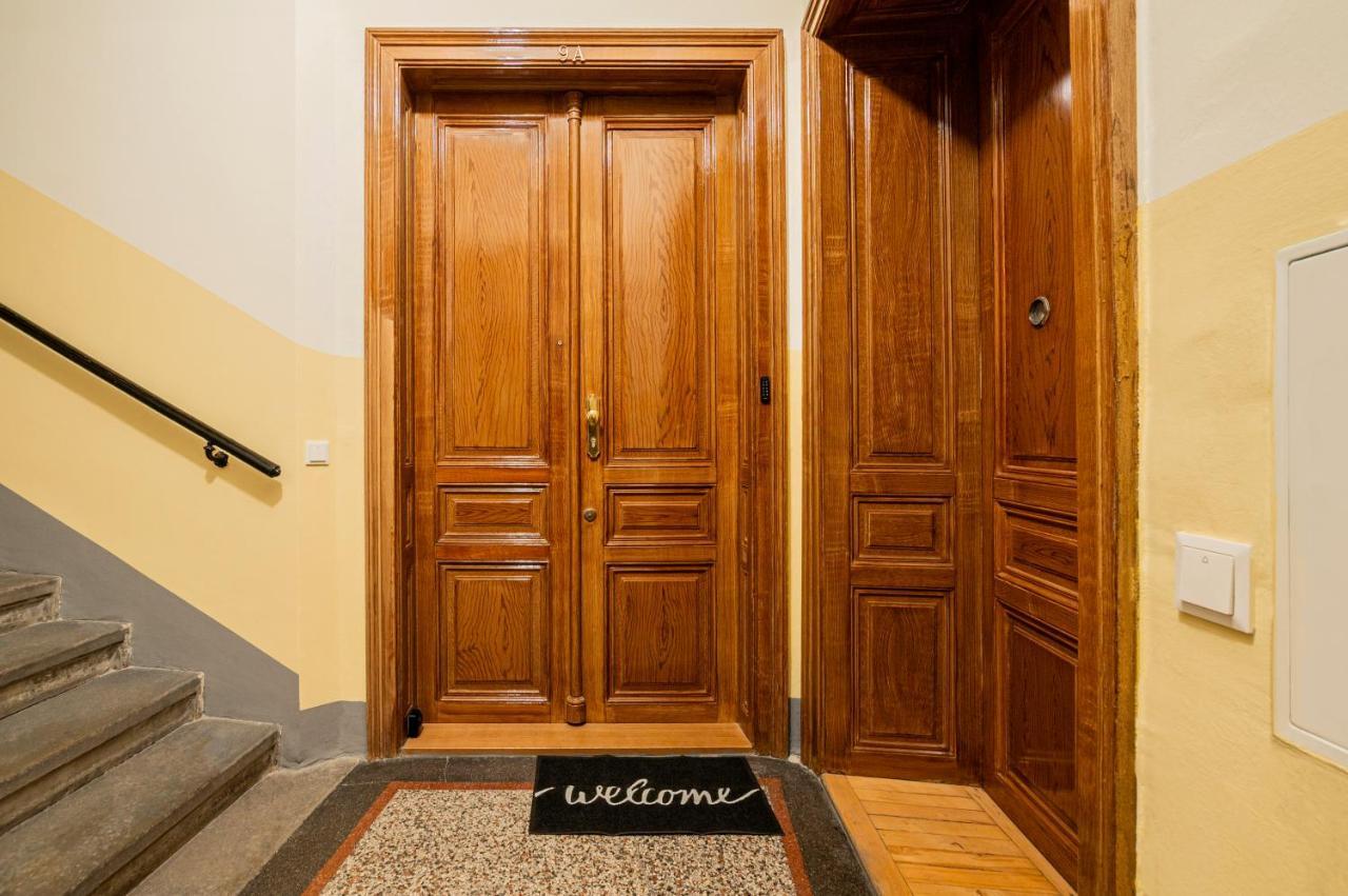 וינה Charming Apt Perfect For 4-6 Tram, Self-Checkin מראה חיצוני תמונה